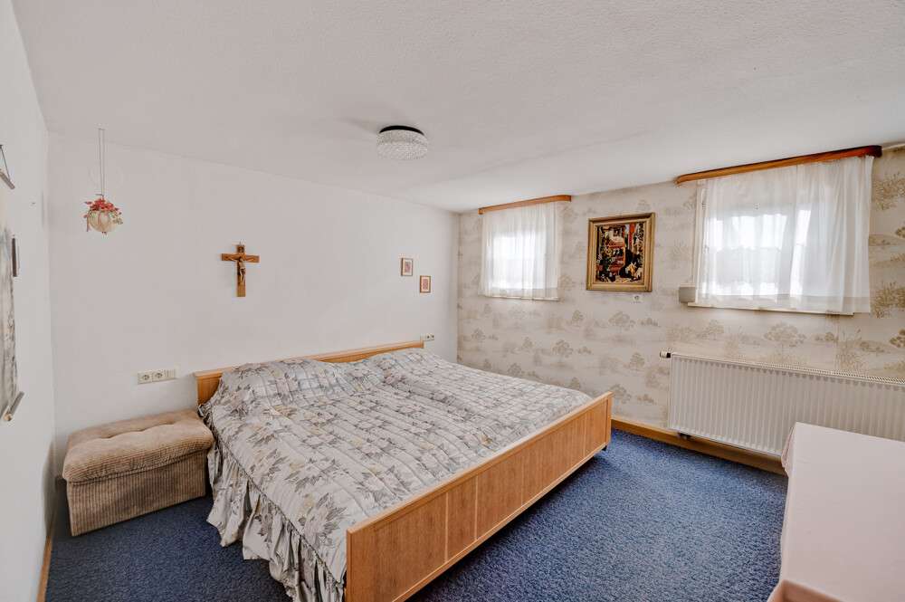 Immobilie in Herbertingen - Wohnen in Herbertingen: Gepflegtes Haus mit großem Garten und Garage! - Bild 8