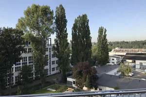 PENTHOUSE mit BLICK   :::   2 ZI + große DACHTERRASSE – Die vollständige Adresse der Immobilie erhältst du vom Anbieter., 65189 Südost, Wiesbaden – Vorschaubild 3