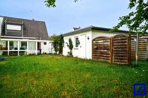 Charmante Doppelhaushälfte mit Wintergarten, großem Grundstück & viel Potenzial in Bremen – Die vollständige Adresse der Immobilie erhältst du vom Anbieter., 28307 Arbergen, Bremen – Vorschaubild 2