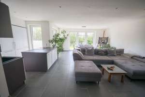 Repräsentativer Bungalow in Süsel-Bujendorf – Die vollständige Adresse der Immobilie erhältst du vom Anbieter., 23701 Süsel – Vorschaubild 2