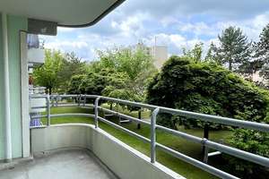 Urbanes Wohnerlebnis mit Balkon und kreativen Gestaltungsmöglichkeiten in Gropiusstadt-Neukölln – Stieglitzweg 4, 12351 Gropiusstadt, Berlin – Vorschaubild 12