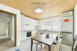 KfW saniertes 4-Familienhaus in ruhiger Toplage mit Potential für Kapitalanleger und Mehrgeneratione – Regensburg (Kreis) – Vorschaubild 15
