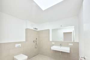 Viel Freiraum auf höchstem Niveau – 2-Zimmer-Penthouse mit großzügiger Dachterrasse – Robert-Koch-Str. 3, 69115 Bahnstadt, Heidelberg – Vorschaubild 3