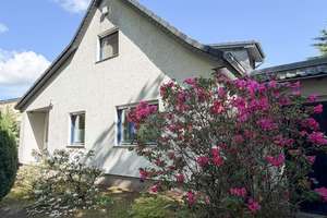 Kleines Haus mit großem Garten - mitten in Neuenhagen! – Die vollständige Adresse der Immobilie erhältst du vom Anbieter., 15366 Neuenhagen bei Berlin – Vorschaubild 1