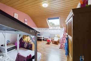 TOP***Zweifamilienhaus mit 4 Garagen im Vorort von Elsdorf***NEU – Rhein-Erft-Kreis – Vorschaubild 6