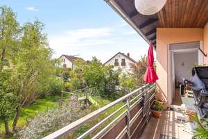 Selbstbezug trifft Stadtoase – modernisiertes ZFH mit Balkon, PV-Anlage und Gartenidylle in Top-Lage – Die vollständige Adresse der Immobilie erhältst du vom Anbieter., 93051 Kumpfmühl-Ziegetsdorf-Neuprüll, Regensburg – Vorschaubild 9