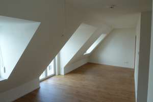 Großzügiges, helles 1-Zimmer-Apartment in Augsburger Altstadt – Die vollständige Adresse der Immobilie erhältst du vom Anbieter., 86152 Jakoberstadt-Süd, Augsburg – Vorschaubild 5