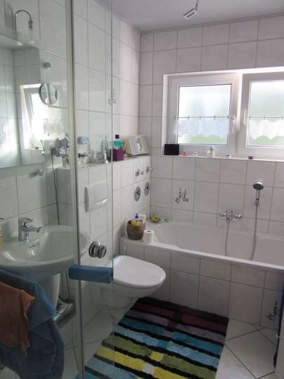 Badezimmer EG Badezimmer EG