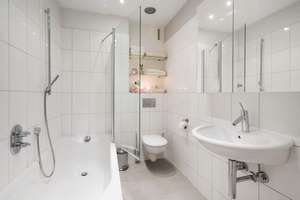 Voll möblierte moderne 2‑Zimmer Wohnung - all inclusive - mit Balkon in Düsselorf-Unterbilk  – Kronprinzenstrasse 19, 40217 Unterbilk, Düsseldorf – Vorschaubild 17