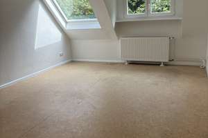 Helle und großzügig geschnittene 3-Raum-Wohnung – Saarbrücker Str. 13, 47053 Hochfeld, Duisburg – Vorschaubild 2