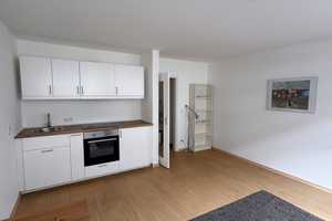 1-Zimmer-Wohnung mit Einbauküche im Herzen Schwabings Münchner Freiheit  – Marschallstraße 8, 80802 München – Vorschaubild 1