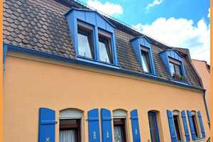 Charmantes Altstadthaus mit 2-3 Wohnungen ohne Reparaturrückstau und liebevoll angelegten Innenhof – Fürth (Kreis) – Vorschaubild 1