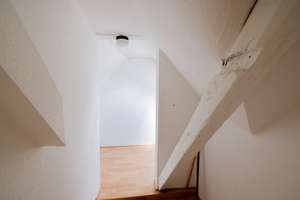 Gemütliche 2-Zimmer-Dachgeschosswohnung mit Dachbodenbenutzung in Querum – Bevenroder Str. 56, 38108 Wabe-Schunter-Beberbach, Braunschweig – Vorschaubild 11