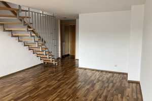 Geschmackvolle 3-Zimmer-Maisonette-Wohnung mit gehobener Innenausstattung mit EBK in Stuttgart – Beim Fasanengarten 52, 70499 Stuttgart – Vorschaubild 1