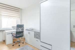 SCHMUCKSTÜCK IN BONN – MEHRFAMILIENHAUS IN BEGEHRTER LAGE – Die vollständige Adresse der Immobilie erhältst du vom Anbieter., 53111 Nordstadt, Bonn – Vorschaubild 11