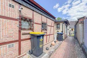Einfamilienhaus mit 2 Garagen und Garten (Erbbaurecht) – Die vollständige Adresse der Immobilie erhältst du vom Anbieter., 22159 Farmsen-Berne, Hamburg – Vorschaubild 17