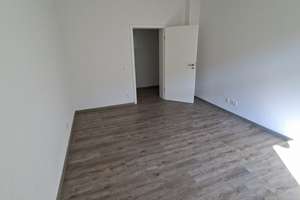 Schöne helle Wohnung in ruhiger Lage mit Balkon und Mansarde in GE-Schalke – Liebfrauenstr. 11, 45881 Schalke, Gelsenkirchen – Vorschaubild 2