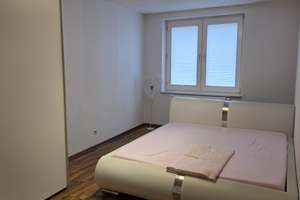 City-Rand: gut-geschnittene 2,5.Zimmerwohnung im 3.OG eines Altbaus! (360°Rundgang) – Widumestraße 16, 44787 Gleisdreieck, Bochum – Vorschaubild 5