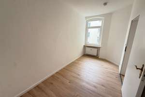Kleine aber feine 2-Raumwohnung mit Einbauküche sucht Dich ! – Annastraße 9, 39108 Stadtfeld Ost, Magdeburg – Vorschaubild 3
