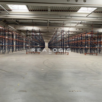 ca. 23.200 m² Lager-/Logistikfläche zzgl. Büro und Außenlager zu vermieten
