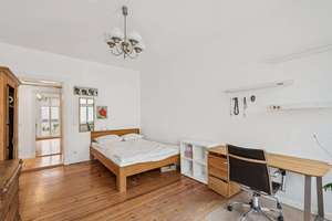 GRÜNDERZEIT-ALTBAUWOHNUNG MIT 2 BALKONEN, AUFZUG UND ENERGIEEFFIZIENZKLASSE B IN BESTLAGE – Liebigstraße 36, 10247 Friedrichshain, Berlin – Vorschaubild 15