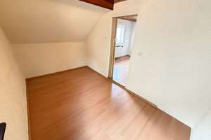 * * * OF-Bürgel - top Lage * * *
Gemütliches 1-Familienhaus mit Garage – 63075 Bürgel, Offenbach am Main – Vorschaubild 17
