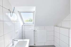 *** Loft-Charakter: 3-Zi-DG-Wohnung mit 2 Bäder und KFZ Stellplatz in guter Lage Trudering! *** – 81825 Gartenstadt Trudering, München – Vorschaubild 23
