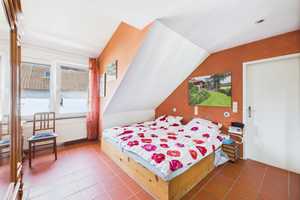 Familienfreundliche Residenz mit großem Garten im Grünen! – Wiesbaden – Vorschaubild 12