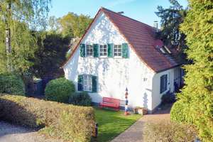 Krefeld-Forstwald: Ihr neues Zuhause zwischen Vogelgezwitscher und Gartenglück – Die vollständige Adresse der Immobilie erhältst du vom Anbieter., 47804 Forstwald, Krefeld – Vorschaubild 2