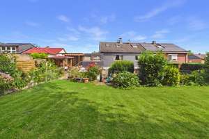 Zweifamilienhaus mit 2 Gärten und 3 Garagen + Wohnmobilgarage – Die vollständige Adresse der Immobilie erhältst du vom Anbieter., 44892 Langendreer, Bochum – Vorschaubild 9