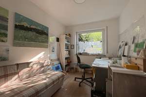 Attraktives sehr gepflegtes Reiheneckhaus mit einigen Wohnebenen, für Gartenliebhaber und Familien – 89233 Neu-Ulm – Vorschaubild 13