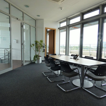 STOCK - futuristischer Flair | flexibel | Provisionsfrei