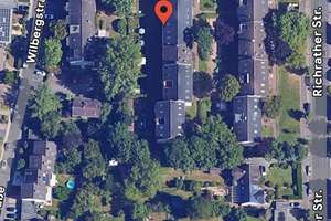 Wohnen mit Charakter: 3-Zimmer-Wohnung in Hilden – Richrather Straße 204a, 40723 Hilden – Vorschaubild 1