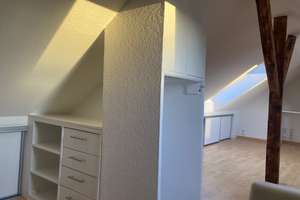 Lichtdurchflutete Dachgeschosswohnung in Derendorf inkl. Stellplatz im Hof – Barbarastraße 10, 40476 Derendorf, Düsseldorf – Vorschaubild 13