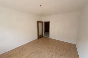 2-Zimmerwohnung mit separater Küche - bitte keine Anrufe! – Höninger Weg 218b, 50969 Zollstock, Köln – Vorschaubild 2