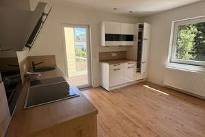 Sanierte 3 Zimmer Wohnung mit Balkon und Einbauküche – herman lönsstr 36, 42855 Schöne Aussicht, Remscheid – Vorschaubild 2