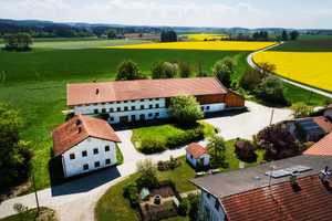 Immens viel Platz zum Wohnen & Arbeiten! Historischer Hof mit Zuhaus – Traunstein (Kreis) – Vorschaubild 3