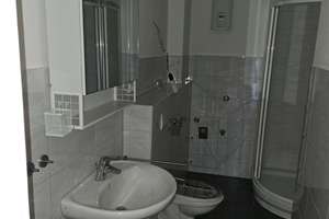 schöne renovierte Dachgeschosswohnung  – Borbecker Straße 195, 45355 Borbeck-Mitte, Essen – Vorschaubild 5