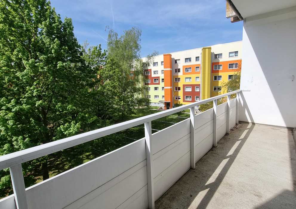 Großzügige 2-Zimmer-Wohnung mit Balkon und Aufzug