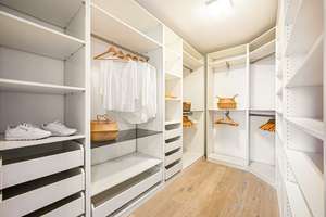 Große Gartenträume in Frankfurt – Familienhaus mit Dachstudio & Platz für alle – 65933 Griesheim, Frankfurt am Main – Vorschaubild 13