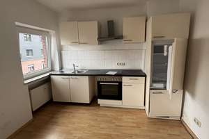 KÜCHE GESCHENKT: 1,5-Raum-Wohnung mit neuen Fenstern auf ca. 35 m² zu vermieten – Hermann-Albertz-Straße 238, 46045 Dümpten, Oberhausen – Vorschaubild 2