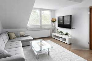 Helle, ruhige 2 Zimmer Dachgeschosswohnung Duisburg Buchholz