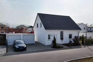 Modernes Einfamilienhaus mit Doppelgarage und schönen Garten in Schwandorf – Die vollständige Adresse der Immobilie erhältst du vom Anbieter., 92421 Schwandorf – Vorschaubild 8