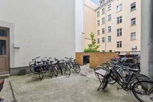 Charmante 2-Zimmer-Altbauwohnung mit Balkon – 4. OG, Samariterkiez, bezugsfrei – 10247 Friedrichshain, Berlin – Vorschaubild 20