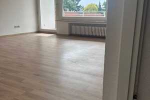 Frisch renovierte Zweizimmer-Etagenwohnung mit Balkon in ruhiger citynaher Lage, nur für 2 Personen – Ernst- Wortmann- Straße 8, 42655 Solingen – Vorschaubild 3