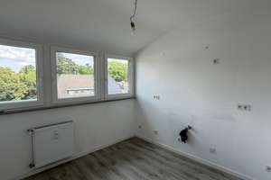 Helle, großzügige 4 Zimmer-Wohnung mit  Gäste-WC – Am Badezentrum 154, 47800 Bockum, Krefeld – Vorschaubild 8