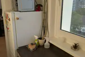 Gemütlich möblierte 2-Zimmer-Wohnung mit Einbauküche in Berlin Lichtenberg (Befristung 1 Jahr) – Bernhard-Bästlein-Str. 20, 10367 Berlin – Vorschaubild 4