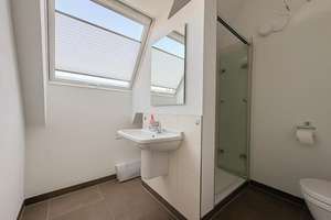 Hochwertige, moderne 3,5 Zi.-Maisonettewohnung in Innenstadtlage von Balingen! – Die vollständige Adresse der Immobilie erhältst du vom Anbieter., 72336 Balingen – Vorschaubild 16