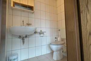 Wohnhaus mit Fremdenzimmern und Gaststätte zu verkaufen – Hochspeyrer Str. 30, 67677 Kaiserslautern (Kreis) – Vorschaubild 7