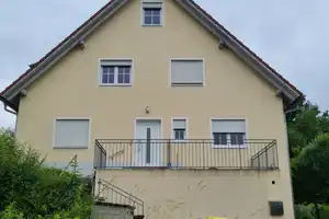 Schöne 5-Zimmer-Doppelhaushälfte mit EBK in Pfaffenhofen an der Ilm – Pfaffenhofen an der Ilm (Kreis) – Vorschaubild 1